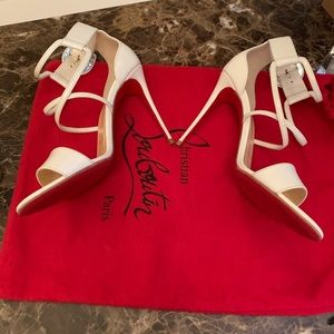 Christian Louboutin Choca 100 Patent WHA8 Latte